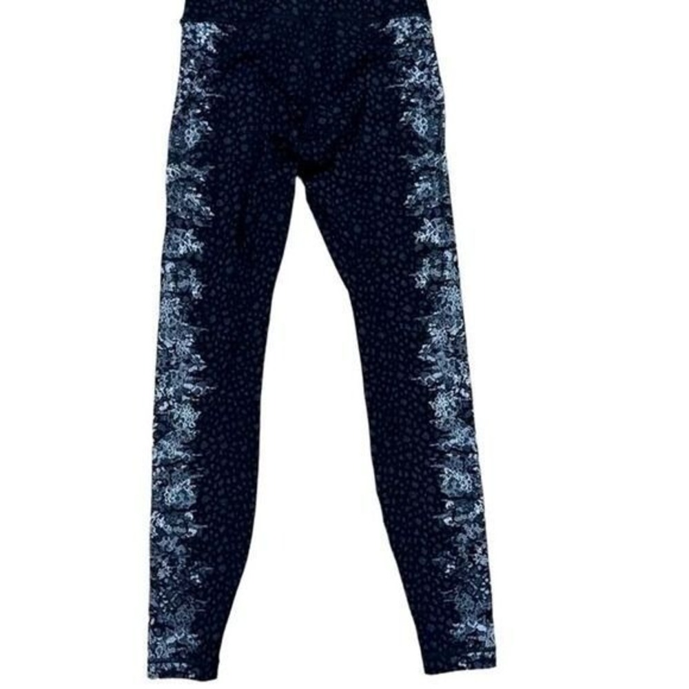 Lululemon Wunder Under High-Rise Tights Leopard Lace Floral Print Black White